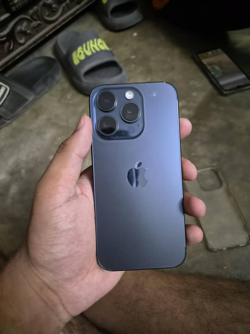 Apple iPhone 15 Pro 1