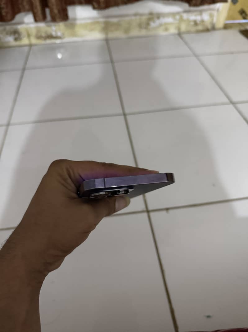 Apple iPhone 14 Pro Max 2