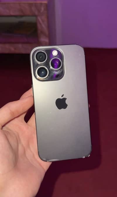 Apple iPhone 16 Pro