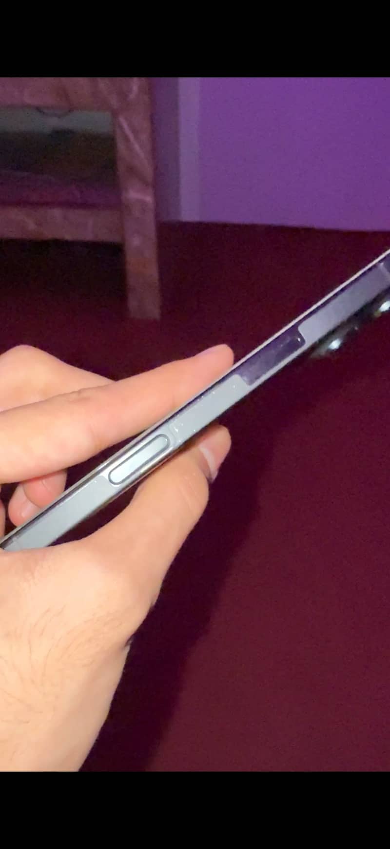 Apple iPhone 16 Pro 2