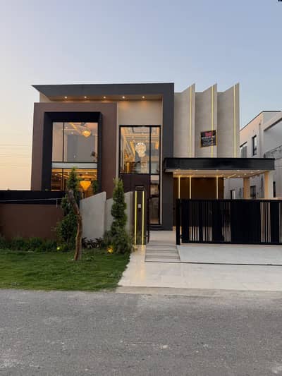 Modern 5 Bedroom Designer House For Sale | DHA Phase 6 | Near McDonald's | 2 Servant Quarters