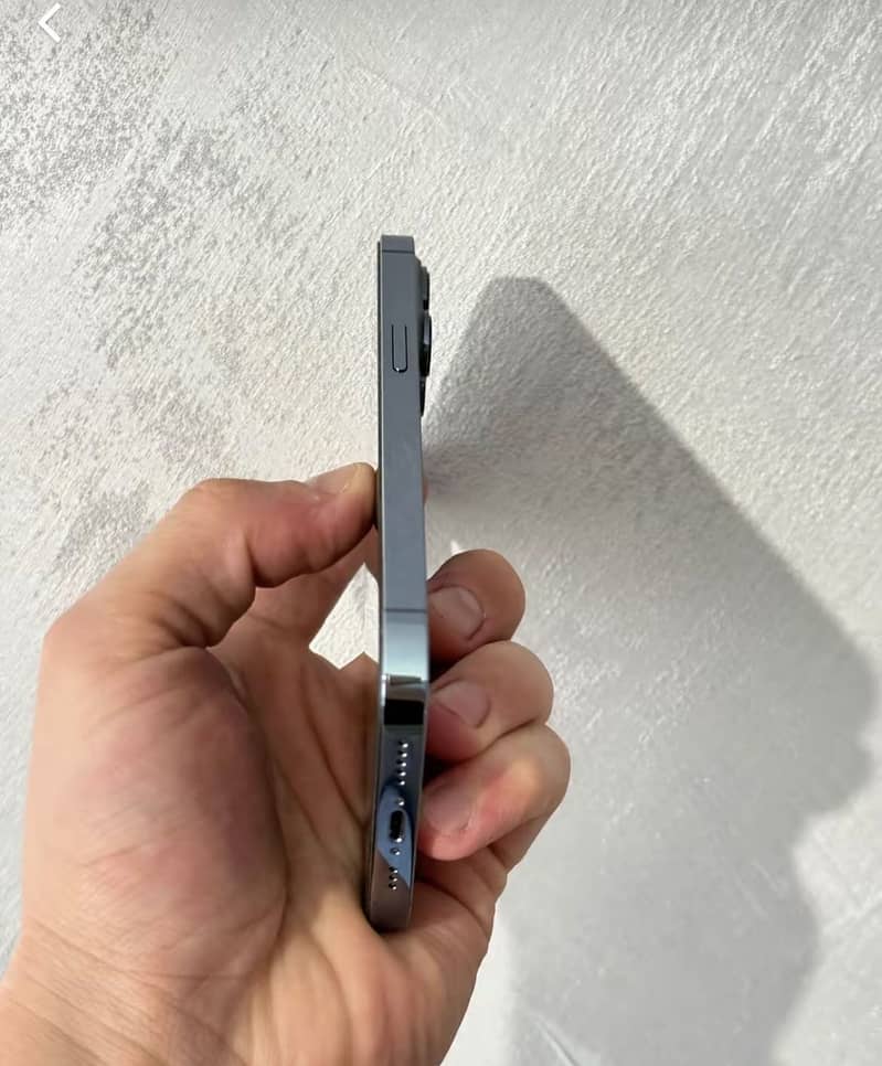 Apple iPhone 13 Pro 1