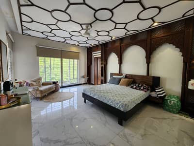SYED BROTHERS PROUDLY OFFERS: 1-Kanal Elegant And Fully Maintained Used Bungalow Is Available In The Best Block Of DHA Lahore.