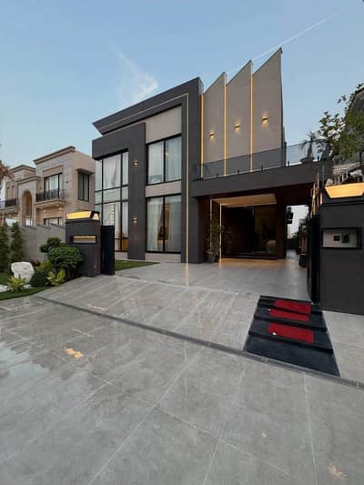 1 KANAL ELEGANT AND FULLY FURNISHED SUPER HOT LOCATED BUNGALOW IS AVAILABLE IN THE BEST BLOCK OF DHA LAHORE.