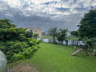 3 KANAL OWNER-BUILT CORNER HOUSE | 8 BEDROOMS | 3 SERVANT QUARTERS | 1 KANAL LAWN | NEAR DOLMEN MALL & H PARK | DHA PHASE 6
