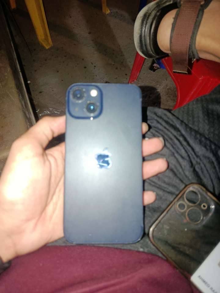 Apple iPhone 13 1