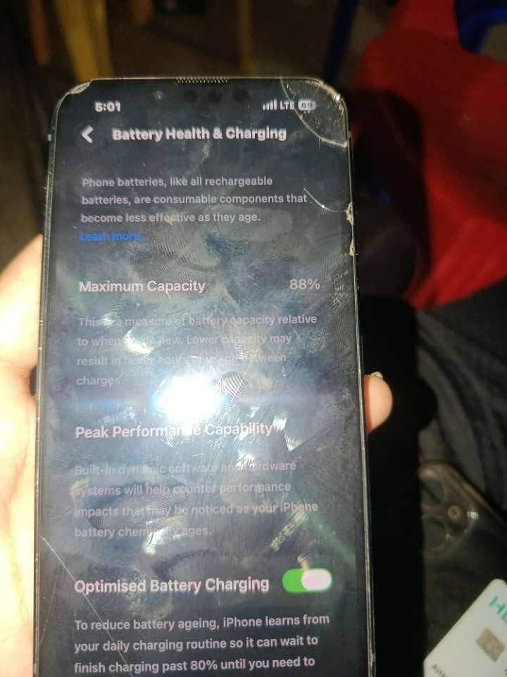Apple iPhone 13 3