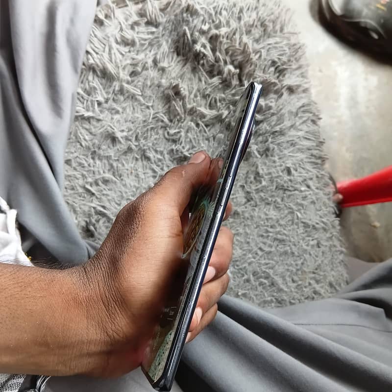 Tecno Spark 20 Pro Plus 2