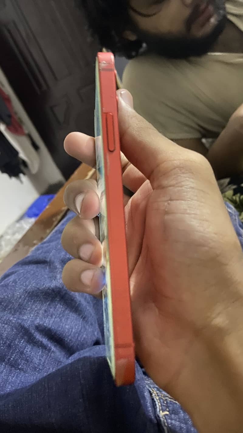 Apple iPhone 12 1