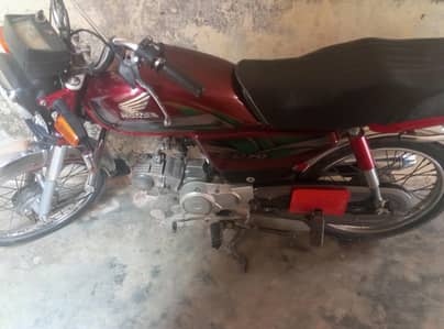 Honda 70cc 21/22 model hi urgent sale price final hi