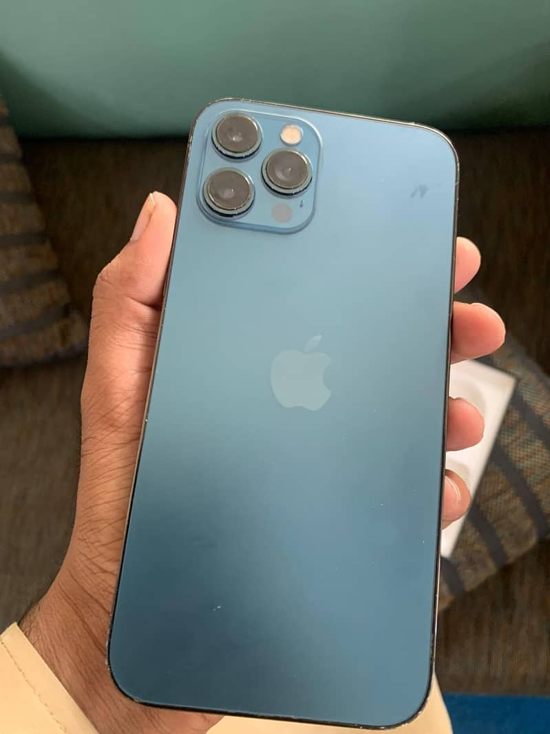 Apple iPhone 12 Pro Max 1