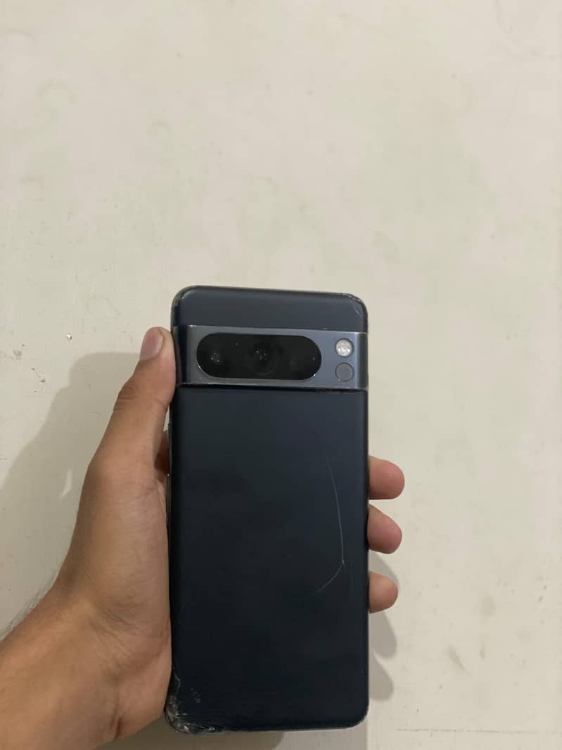 Google Pixel 8 Pro 2