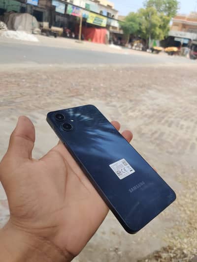 Samsung Mobile A06