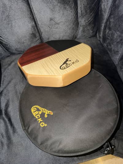 Gecko Portable multi-tone cajon—handheld percussion instrument