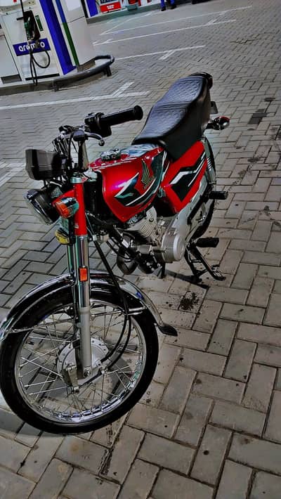Honda 125 new condition call nd watzapp contact 0315/43/43/131