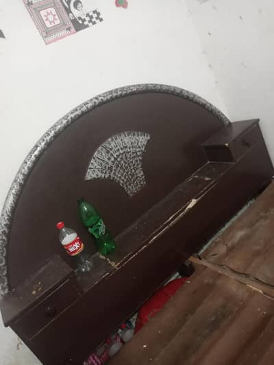 urjent sale dubble bed 03066357814 whatsaap