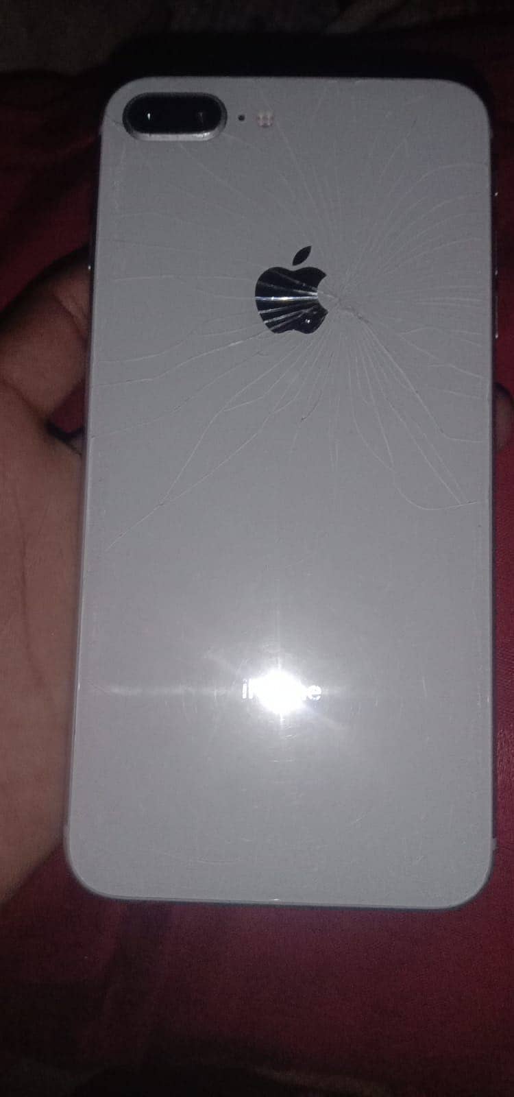 Apple iPhone 8 Plus 3