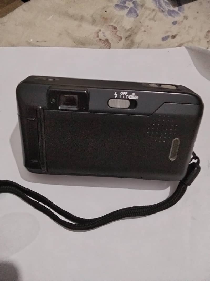 prima 5 Auto focus camera 1