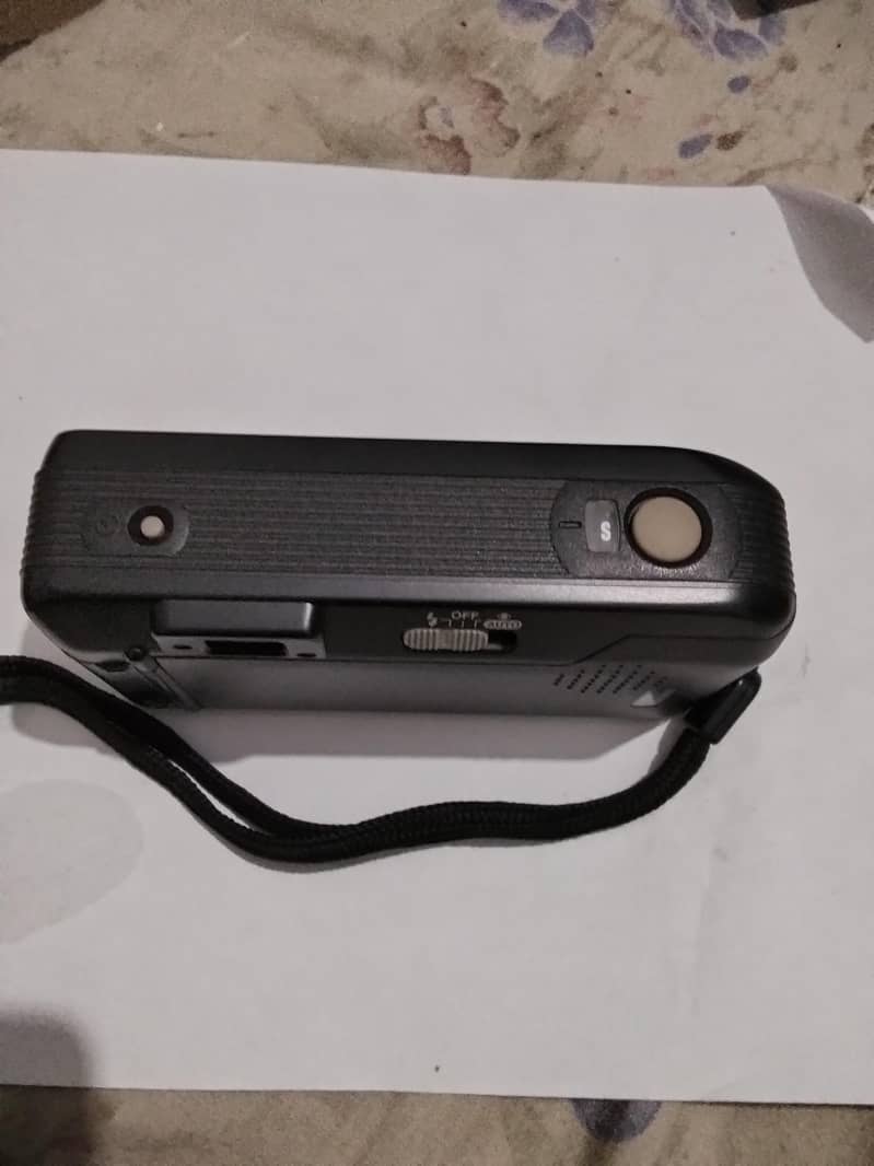 prima 5 Auto focus camera 3