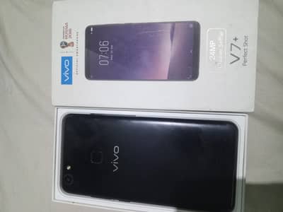 Vivo V7 Plus