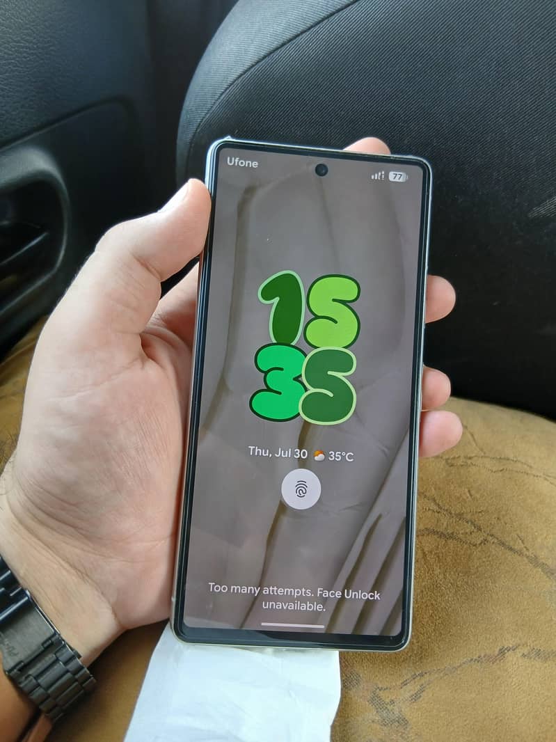 Google Pixel 7 4