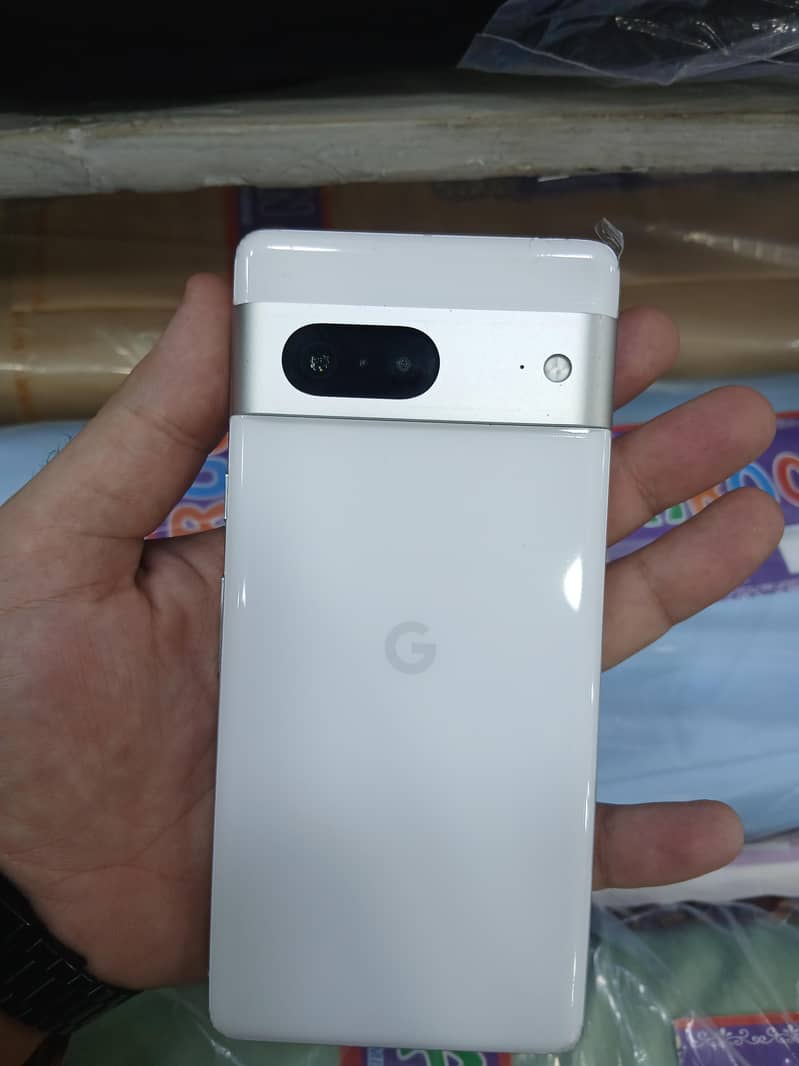 Google Pixel 7 5