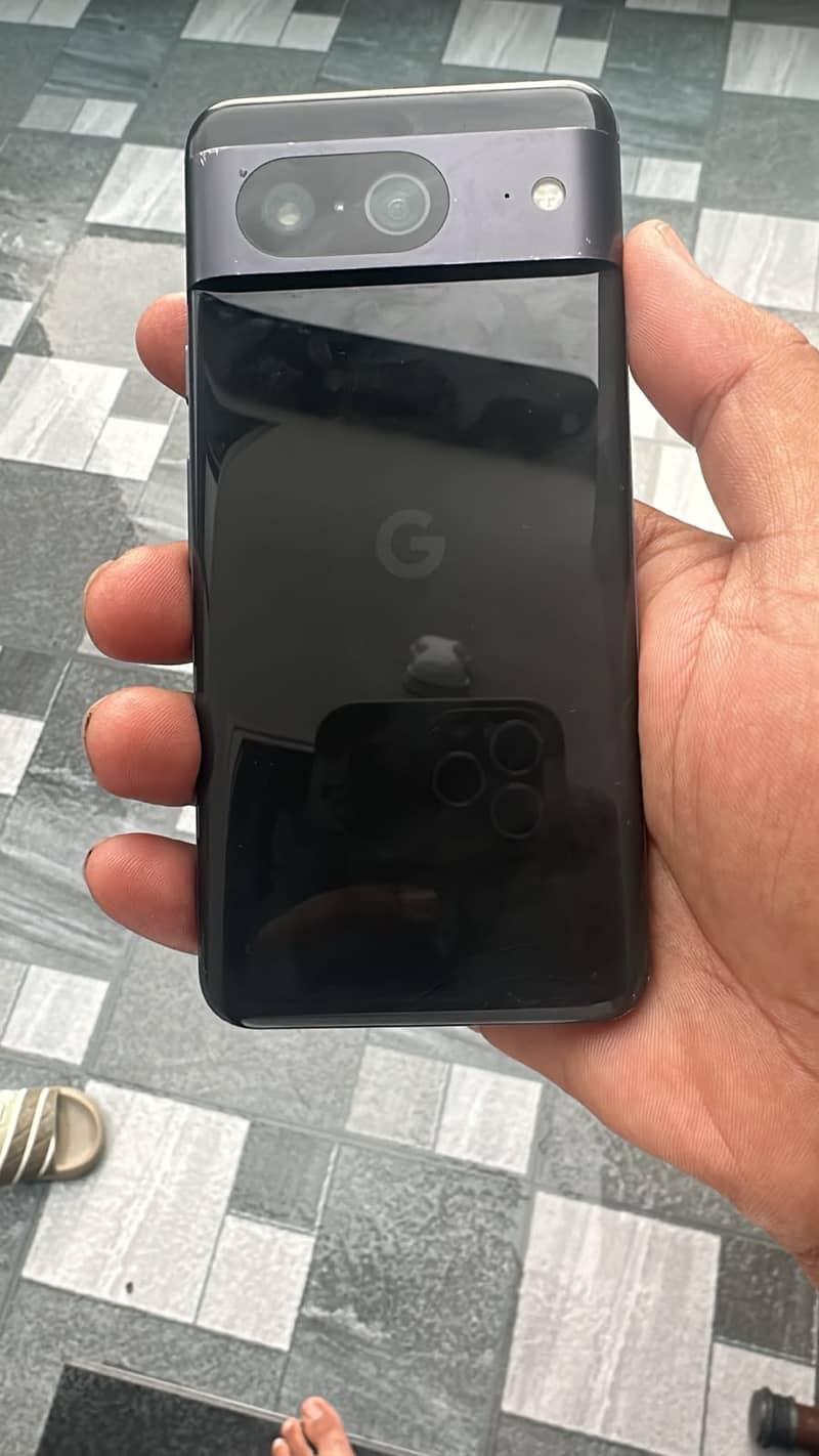 Google Pixel 8 2