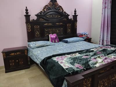 Bed/Bedset/Wooden Bed /good condition
