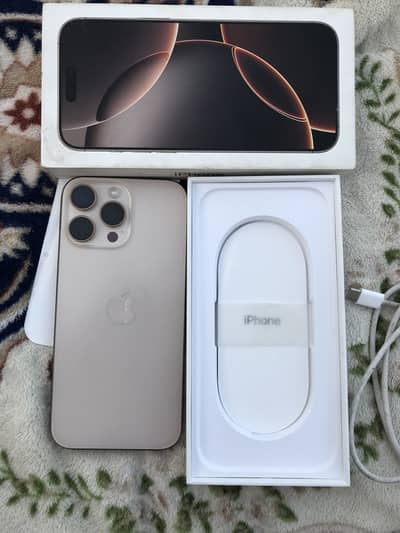 Apple iPhone 16 Pro Max. 96 health. Jv