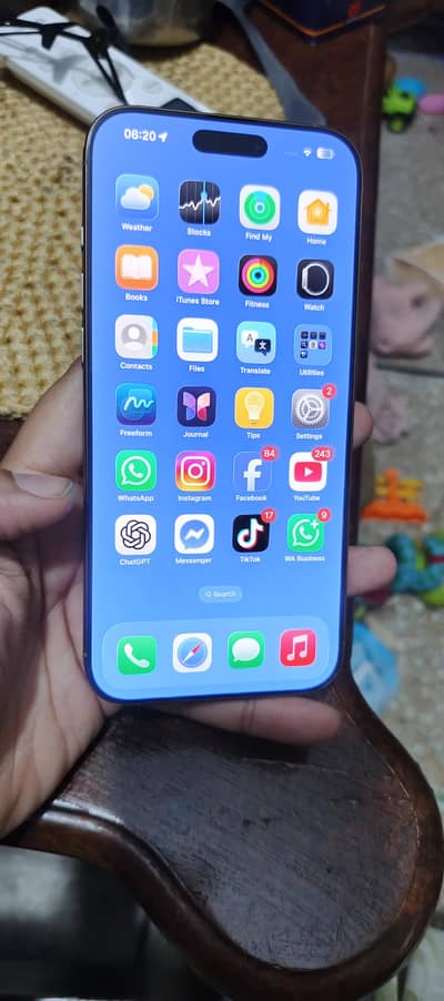 Apple iPhone 16 Pro Max