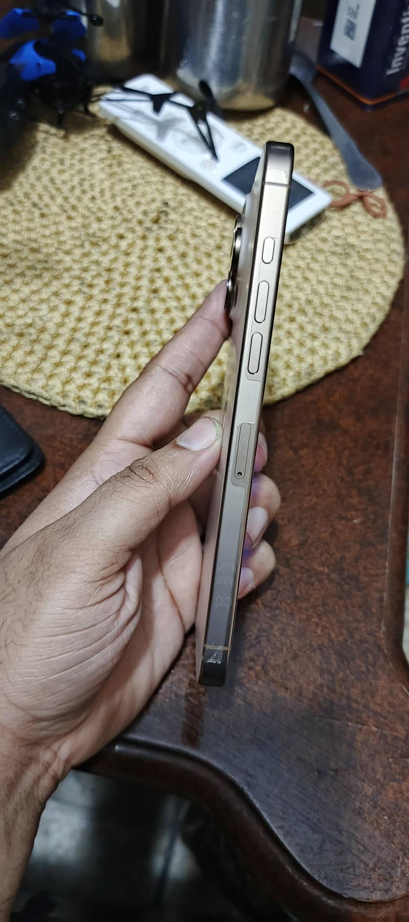 Apple iPhone 16 Pro Max 7