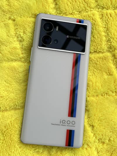 Vivo iQOO 9 Pro