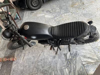 Cafe Racer Suzuki 150