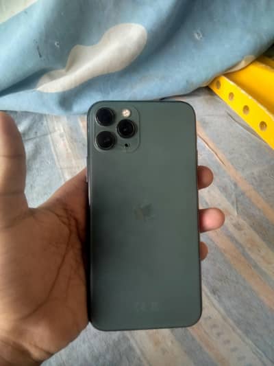 Iphone 11 pro 256 gb bettry 83 health Face id true tone everything ok