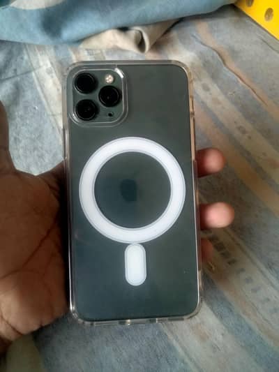 Iphone 11 pro 256 gb bettry 83 health Face id true tone everything ok