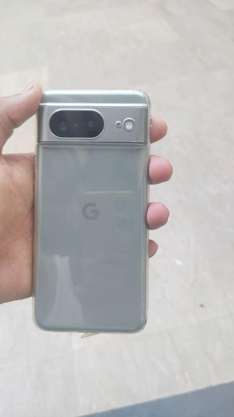Google Pixel 8 1
