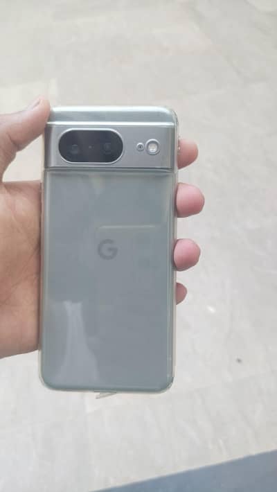 Google Pixel 8