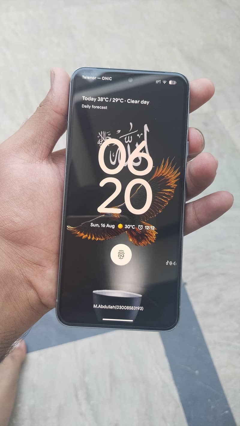 Google Pixel 8 3