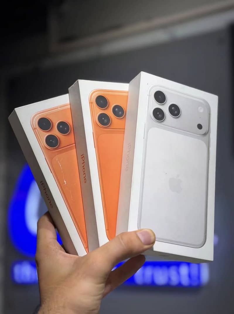 iPhone 17 Pro Max box pack 0