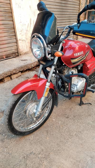 YAMAHA YBZ 125 LIMITED IN EXCELLENT CONDITION , JUST BUY AND DRIVE