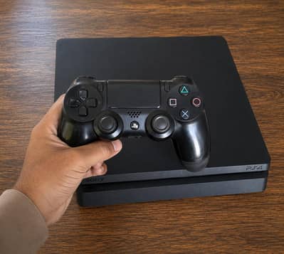 PS4 Slim 1TB – Jailbroken