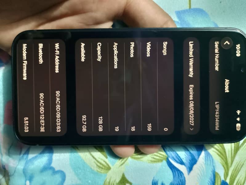 Apple iPhone 13 2