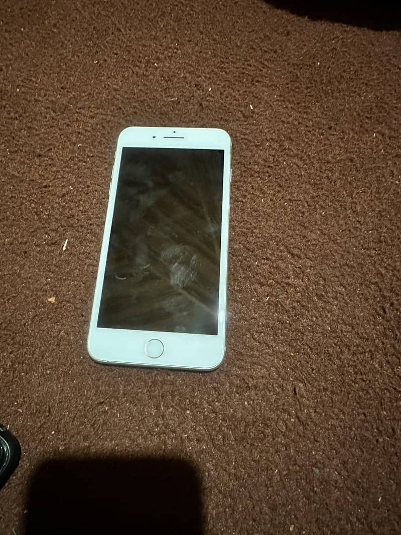 Apple iPhone 7 Plus 3