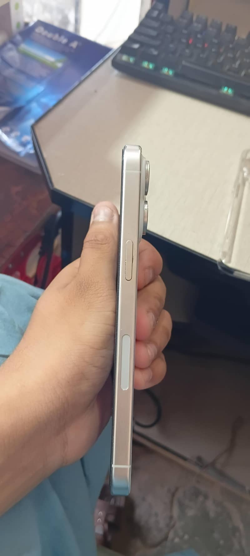 Apple iPhone 15 Pro Max 5