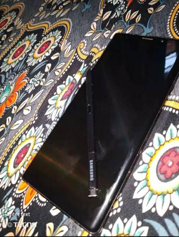 Samsung Mobile Note 9 5