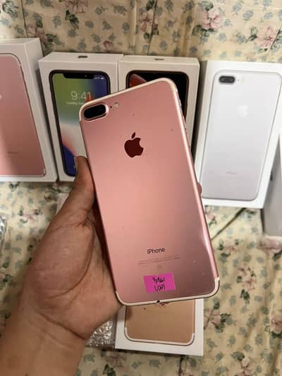 Apple iPhone 7 Plus 128 GB full box Whatsapp no 03039430357