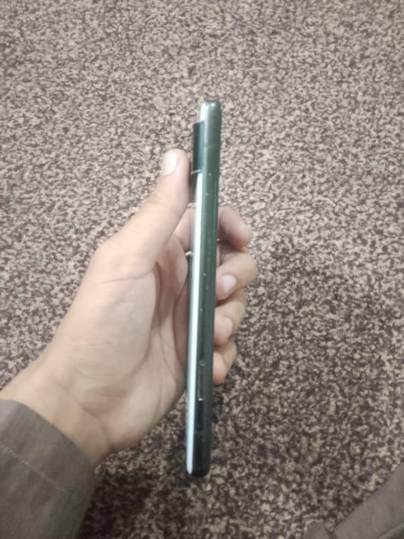 Google Pixel 6 4
