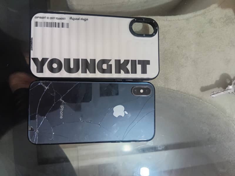 Apple iPhone X 0