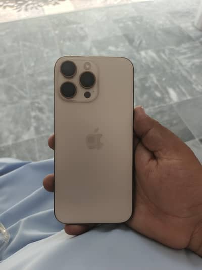 Apple iPhone 16 Pro Max