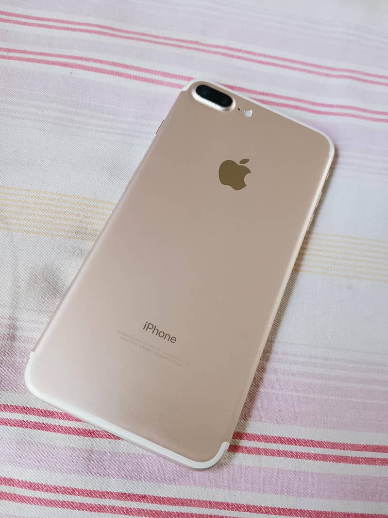Apple iPhone 7 Plus 3